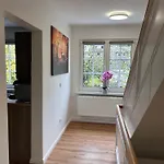 شقة !!! Fuer 6xpersonen, Terrasse, Garten, Hund Willkommen!!! *