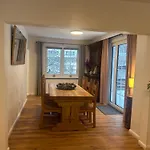 شقة !!! Fuer 6xpersonen, Terrasse, Garten, Hund Willkommen!!! *
