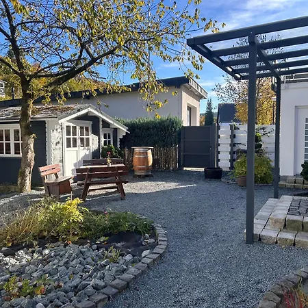 !!! Fuer 6xpersonen, Terrasse, Garten, Hund Willkommen!!!