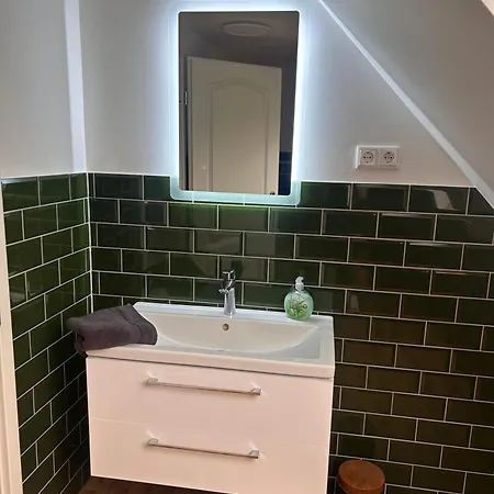 !!! Für 6xpersonen, Terrasse, Garten, Hund Willkommen!!! Winterberg