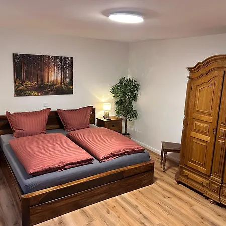 Apartment !!! Für 6xpersonen, Terrasse, Garten, Hund Willkommen!!! Winterberg