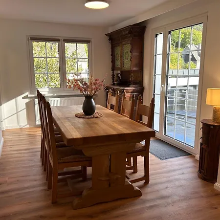 Appartement !!! Fuer 6xpersonen, Terrasse, Garten, Hund Willkommen!!! *