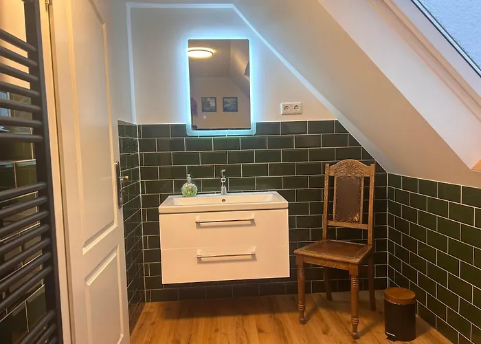 !!! Fuer 6xpersonen, Terrasse, Garten, Hund Willkommen!!! * Winterberg